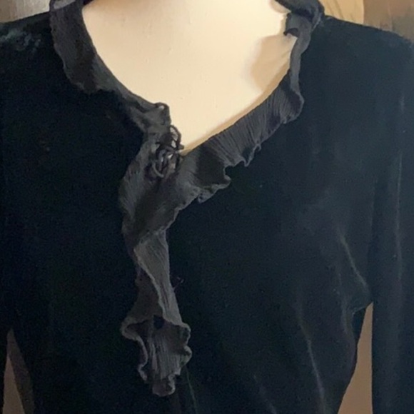 ECI New York Black Velour Chiffon Ruffle Trim Top - Picture 4 of 10
